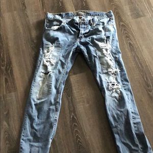 Men’s Ripped Jeans